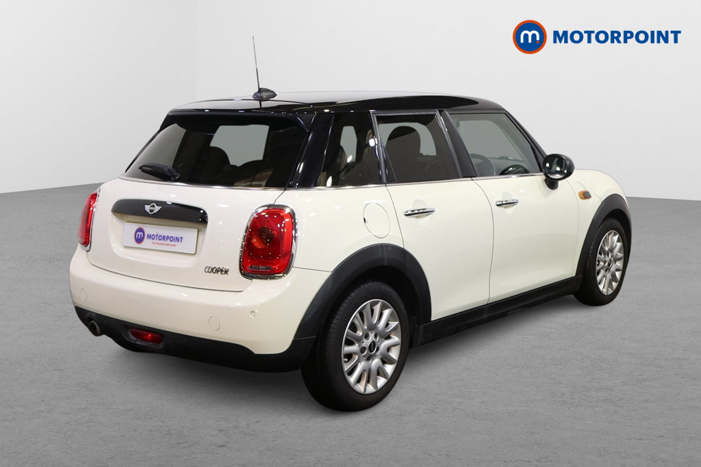 Mini Hatchback Cooper Automatic Petrol Hatchback - Stock Number (1592405) - Drivers side rear corner