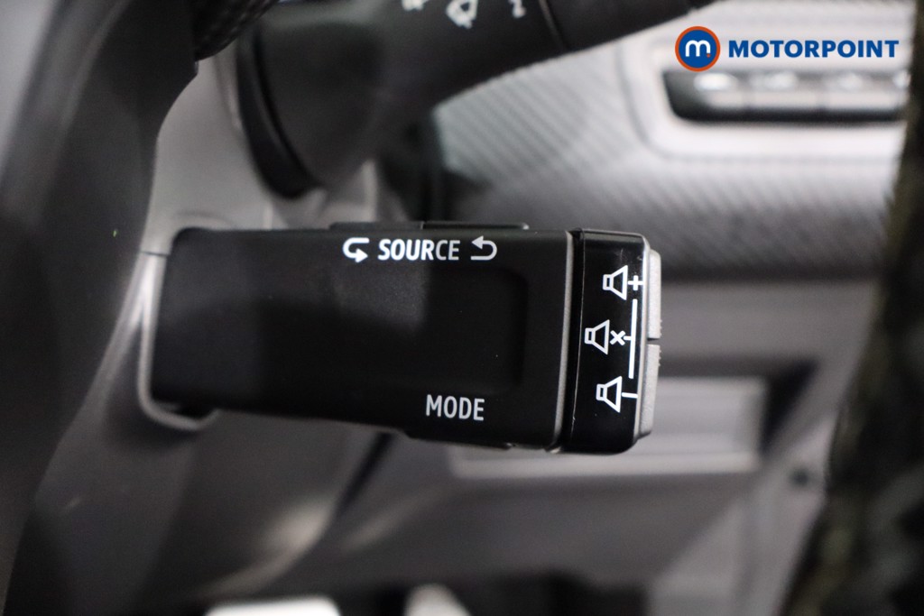 Renault Captur Engineered Bose Edition Automatic Petrol-Electric Hybrid SUV - Stock Number (1592406) - 18th supplementary image