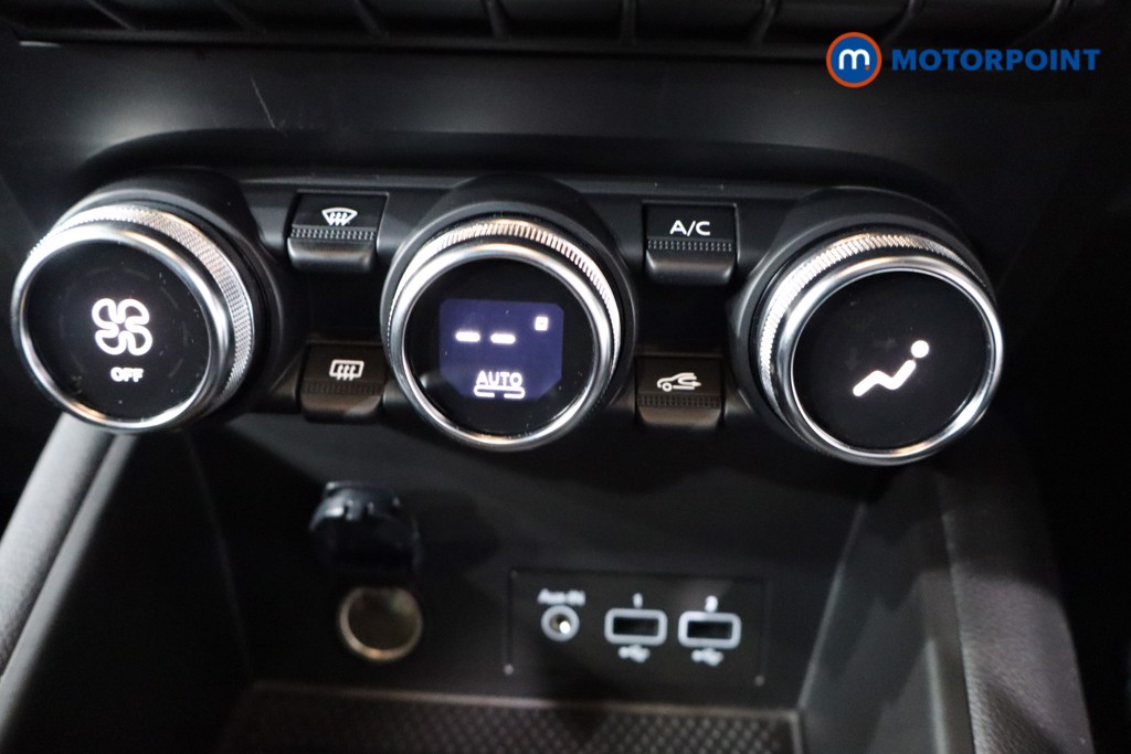 Renault Captur Engineered Bose Edition Automatic Petrol-Electric Hybrid SUV - Stock Number (1592406) - 20th supplementary image