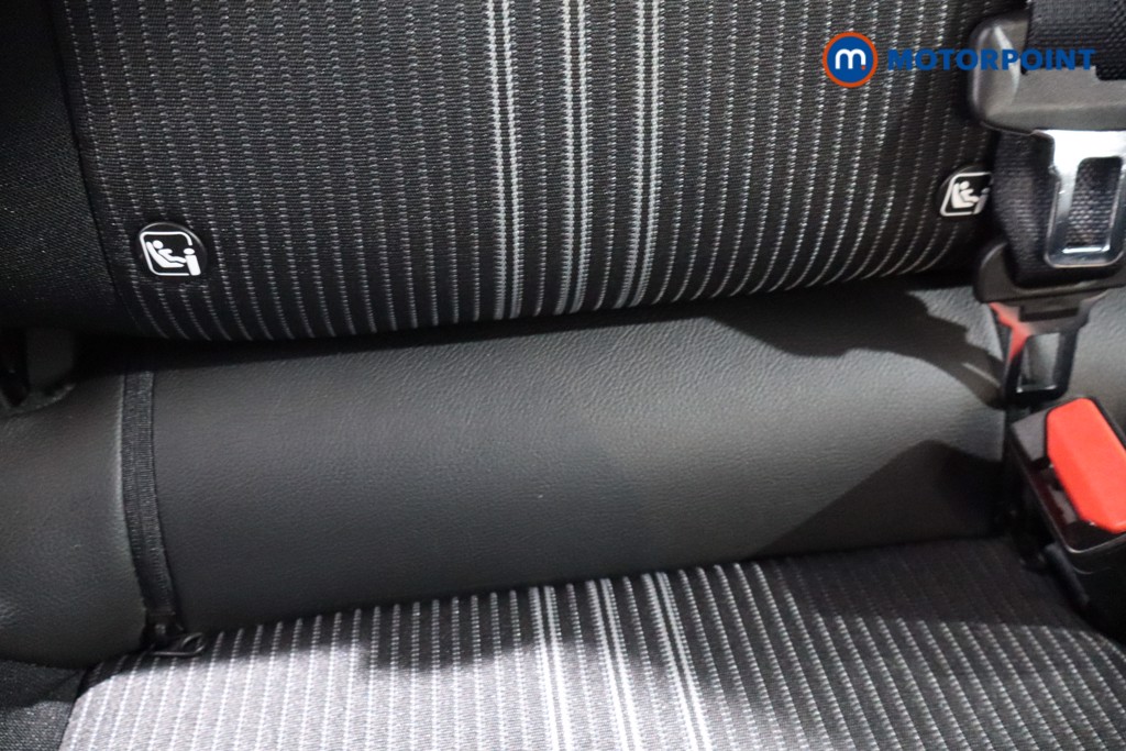 Renault Captur Engineered Bose Edition Automatic Petrol-Electric Hybrid SUV - Stock Number (1592406) - 27th supplementary image