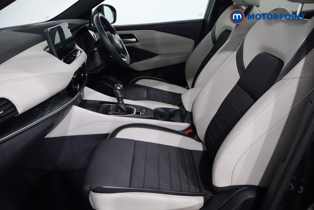 Nissan Qashqai Tekna Manual Petrol SUV - Stock Number (1592410) - 4th supplementary image