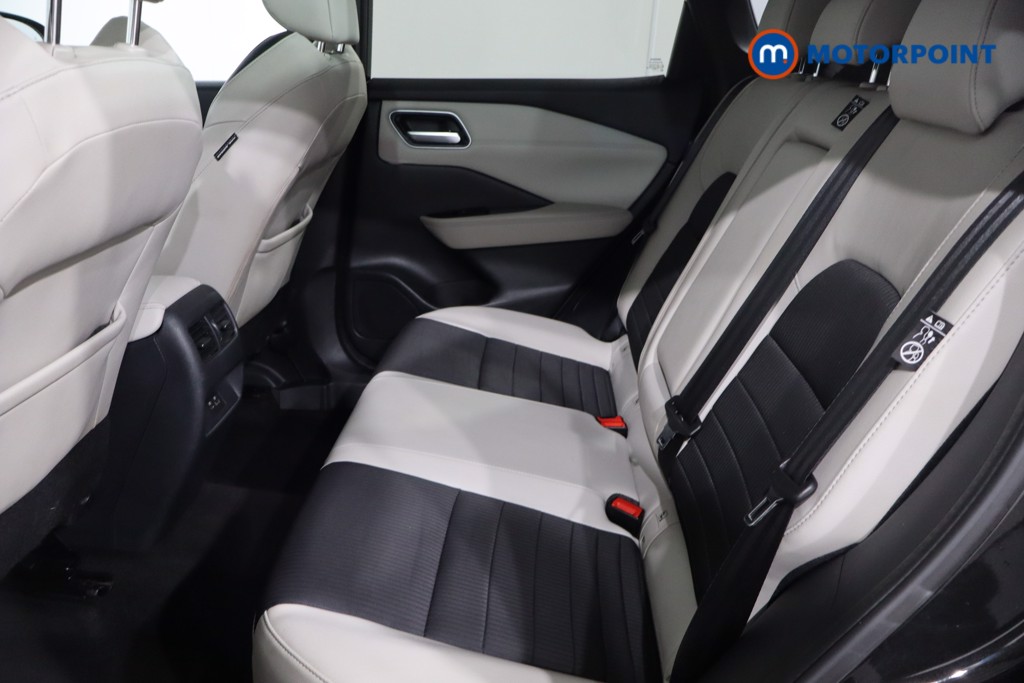 Nissan Qashqai Tekna Manual Petrol SUV - Stock Number (1592410) - 5th supplementary image