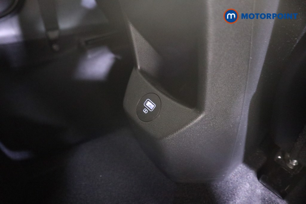 Hyundai I20 N Line Automatic Petrol Hatchback - Stock Number (1592435) - 16th supplementary image