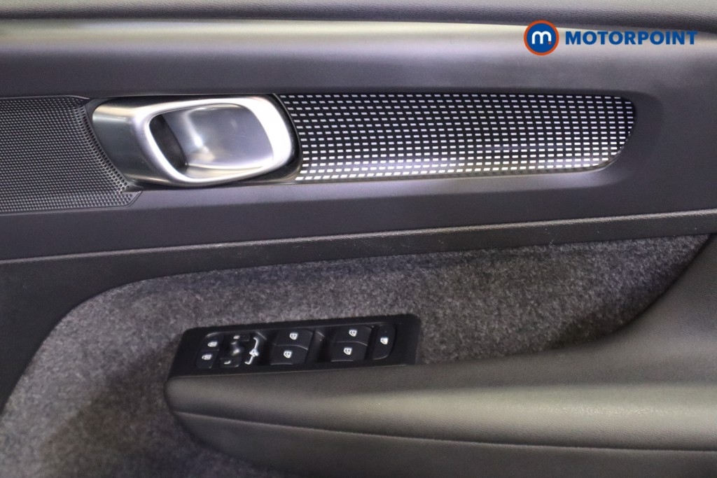 Volvo Xc40 R Design Automatic Petrol Plug-In Hybrid SUV - Stock Number (1592840) - 14th supplementary image