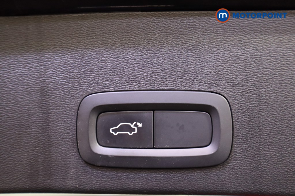 Volvo Xc40 R Design Automatic Petrol Plug-In Hybrid SUV - Stock Number (1592840) - 31st supplementary image