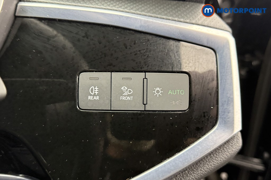 Audi Q3 Vorsprung Automatic Petrol Plug-In Hybrid SUV - Stock Number (1592950) - 15th supplementary image