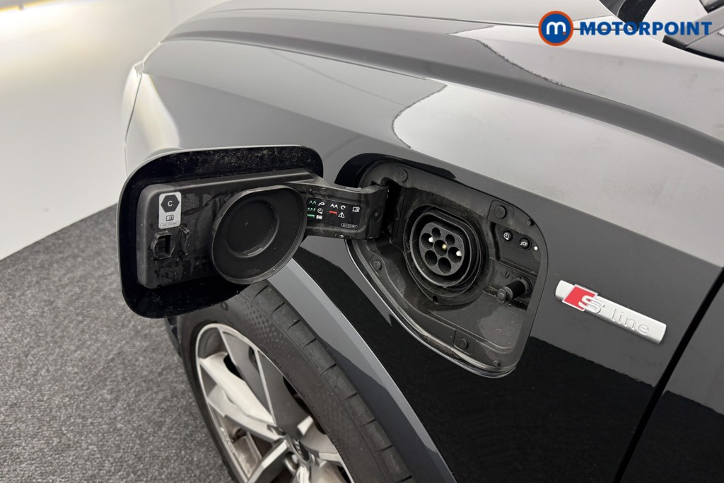 Audi Q3 Vorsprung Automatic Petrol Plug-In Hybrid SUV - Stock Number (1592950) - 29th supplementary image