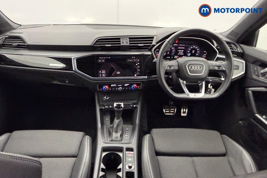 Audi Q3 Vorsprung Automatic Petrol Plug-In Hybrid SUV - Stock Number (1592950) - 1st supplementary image