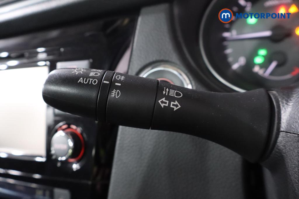 Nissan Qashqai Tekna Manual Diesel SUV - Stock Number (1568326) - 11th supplementary image