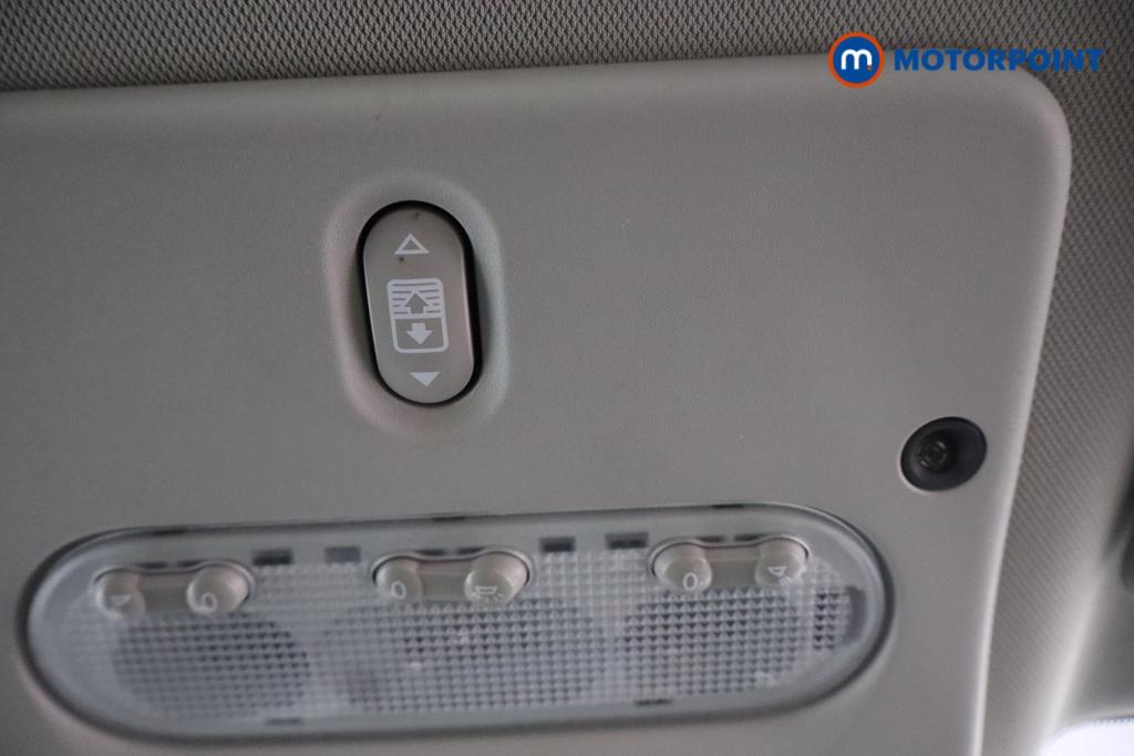 Nissan Qashqai Tekna Manual Diesel SUV - Stock Number (1568326) - 14th supplementary image