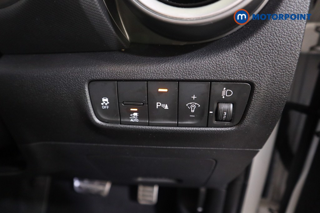 Hyundai Kona Premium Automatic Electric SUV - Stock Number (1569848) - 11th supplementary image