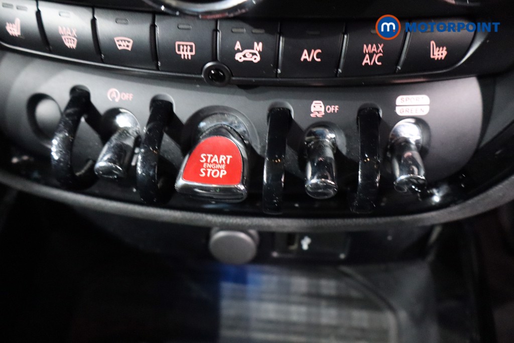 Mini Clubman Cooper S Classic Automatic Petrol Estate - Stock Number (1571843) - 13th supplementary image