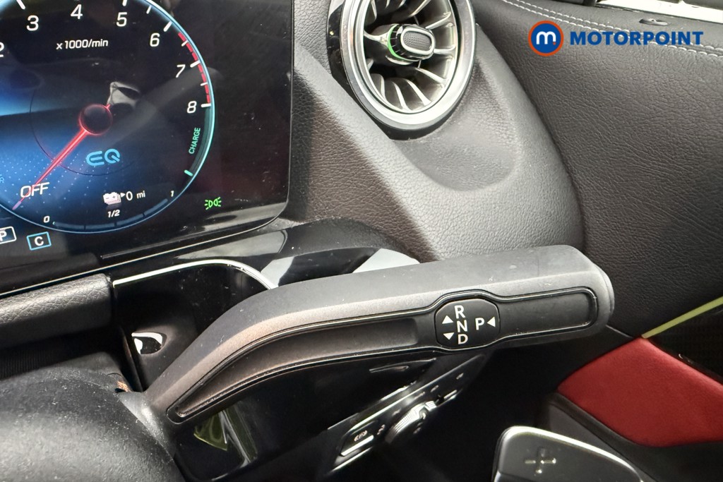 Mercedes-Benz GLA Exclusive Edition Automatic Petrol Plug-In Hybrid SUV - Stock Number (1574726) - 7th supplementary image