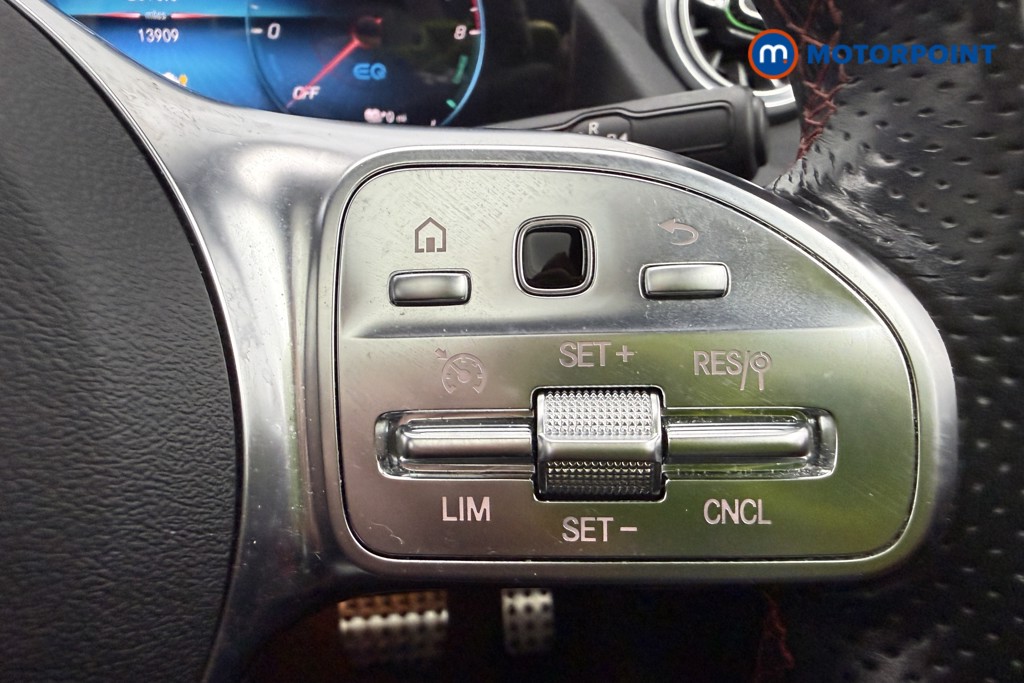 Mercedes-Benz GLA Exclusive Edition Automatic Petrol Plug-In Hybrid SUV - Stock Number (1574726) - 15th supplementary image