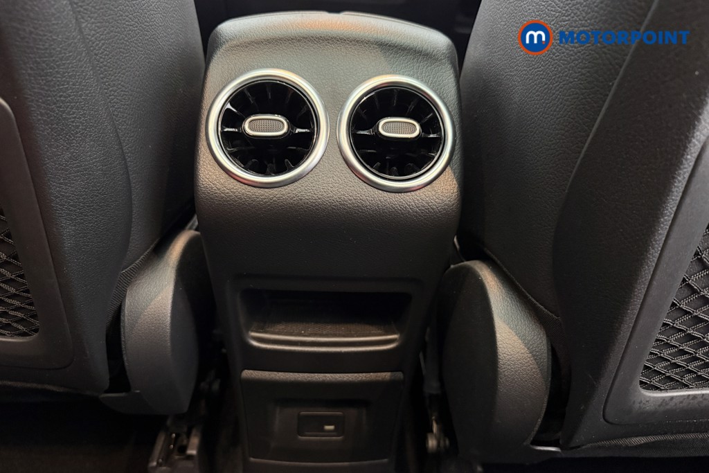 Mercedes-Benz GLA Exclusive Edition Automatic Petrol Plug-In Hybrid SUV - Stock Number (1574726) - 20th supplementary image