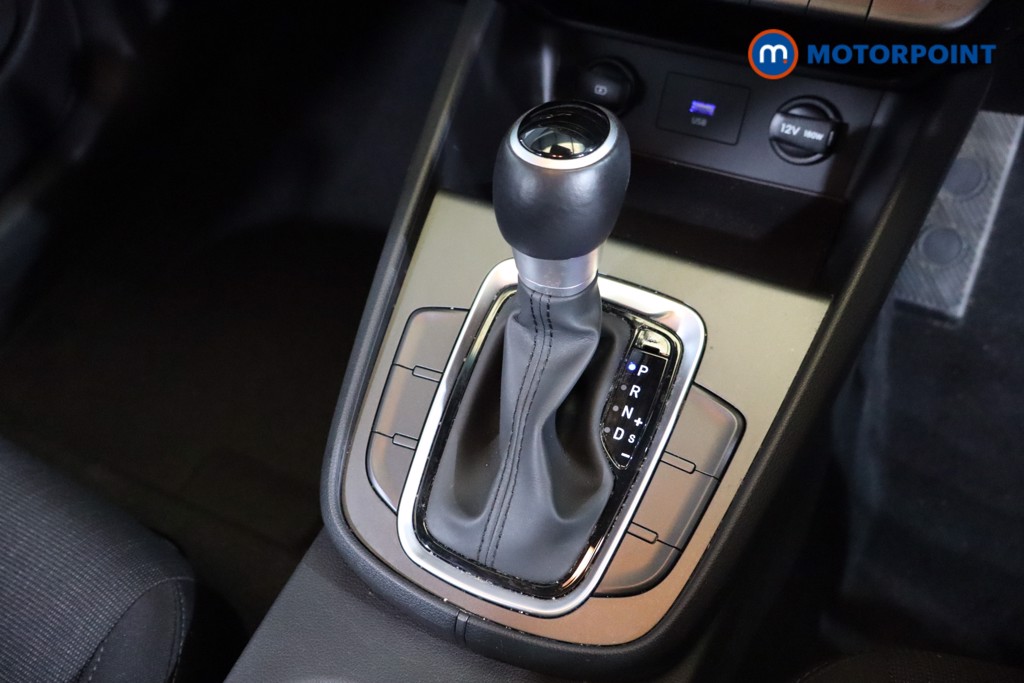 Hyundai Kona Se Connect Automatic Petrol-Electric Hybrid SUV - Stock Number (1578642) - 11th supplementary image