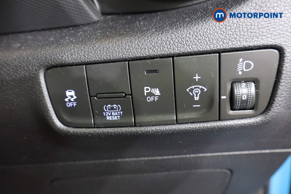 Hyundai Kona Se Connect Automatic Petrol-Electric Hybrid SUV - Stock Number (1578642) - 16th supplementary image