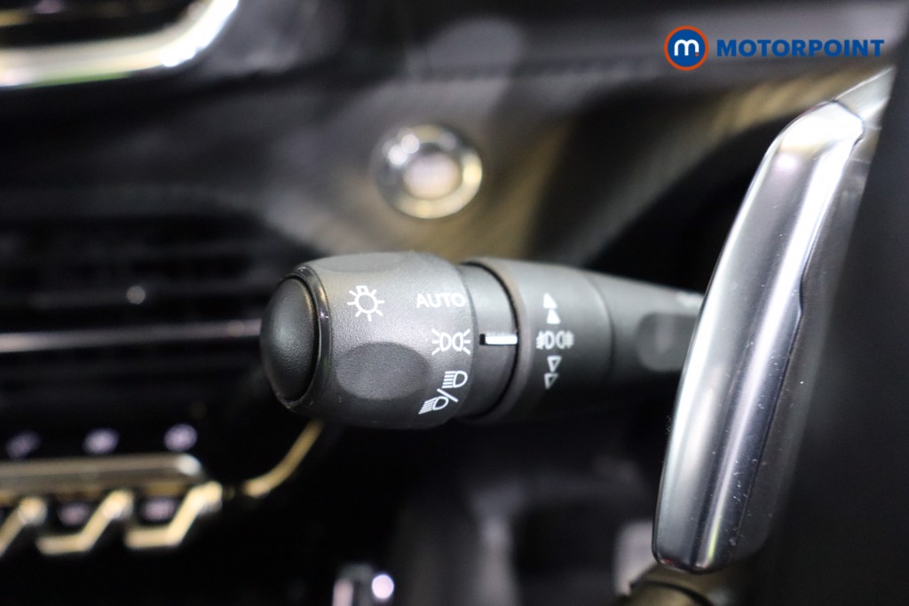 Peugeot 2008 Allure Premium Automatic Petrol SUV - Stock Number (1579675) - 15th supplementary image