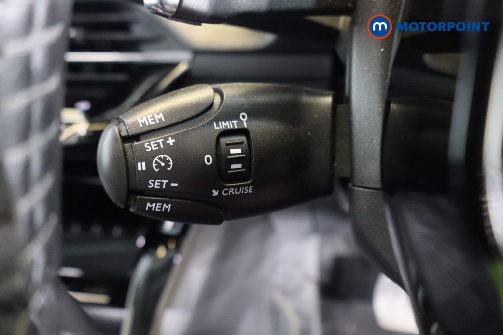 Peugeot 2008 Allure Premium Automatic Petrol SUV - Stock Number (1579675) - 16th supplementary image