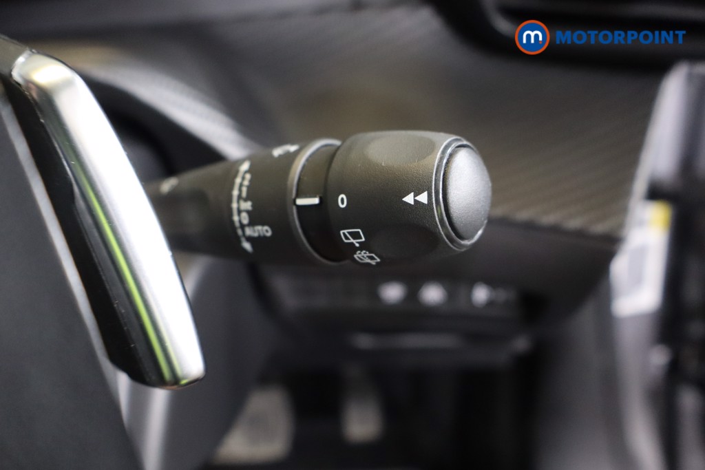 Peugeot 2008 Allure Premium Automatic Petrol SUV - Stock Number (1579675) - 17th supplementary image