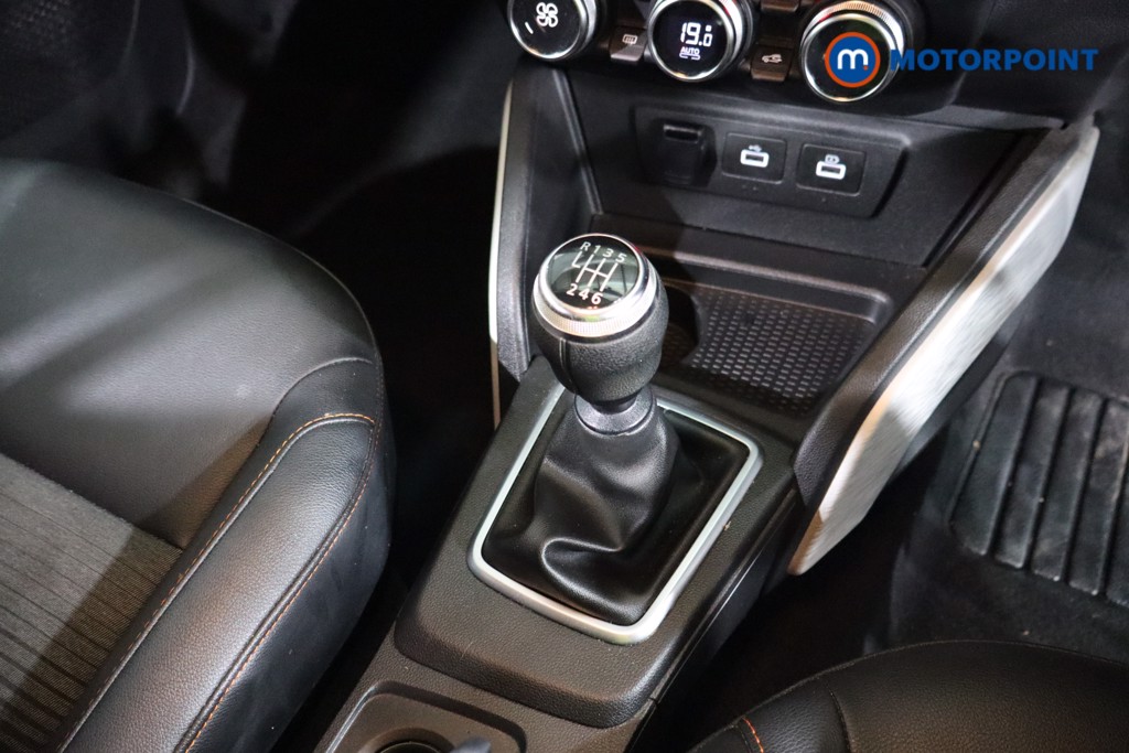 Dacia Duster Extreme Se Manual Petrol SUV - Stock Number (1580377) - 14th supplementary image