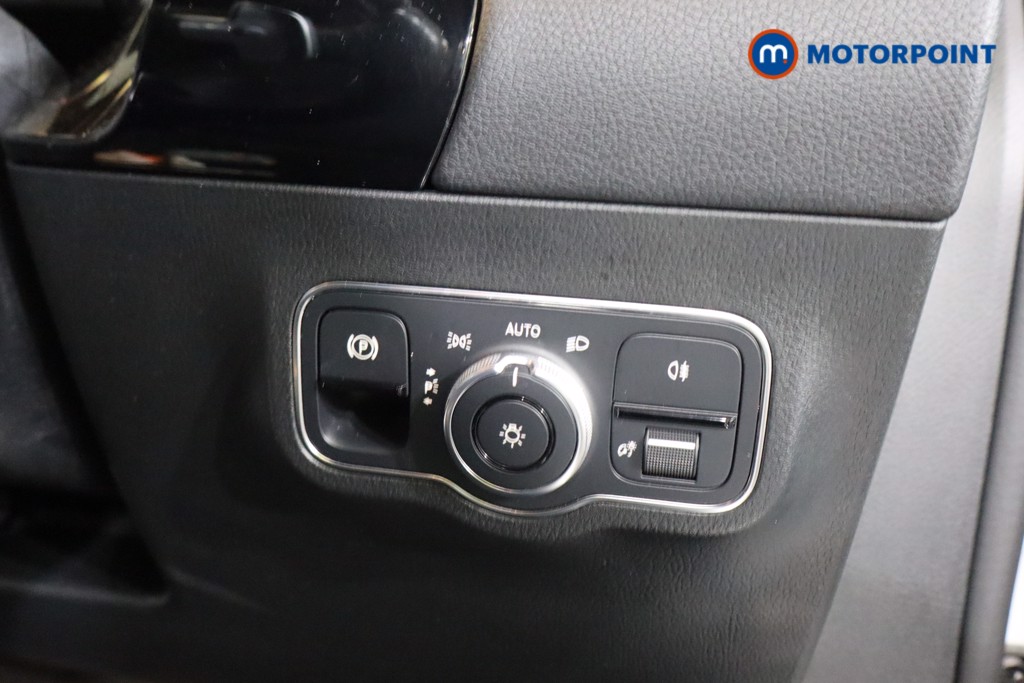 Mercedes-Benz GLA Amg Line Automatic Petrol SUV - Stock Number (1581063) - 5th supplementary image