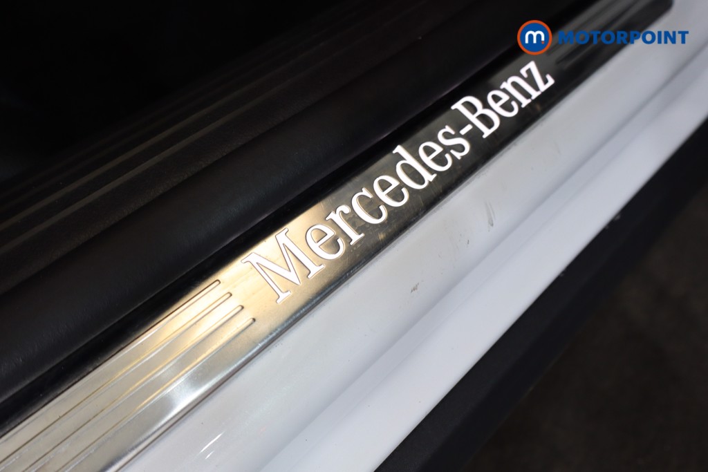 Mercedes-Benz GLA Amg Line Automatic Petrol SUV - Stock Number (1581063) - 11th supplementary image