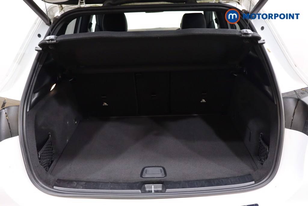 Mercedes-Benz GLA Amg Line Automatic Petrol SUV - Stock Number (1581063) - 16th supplementary image