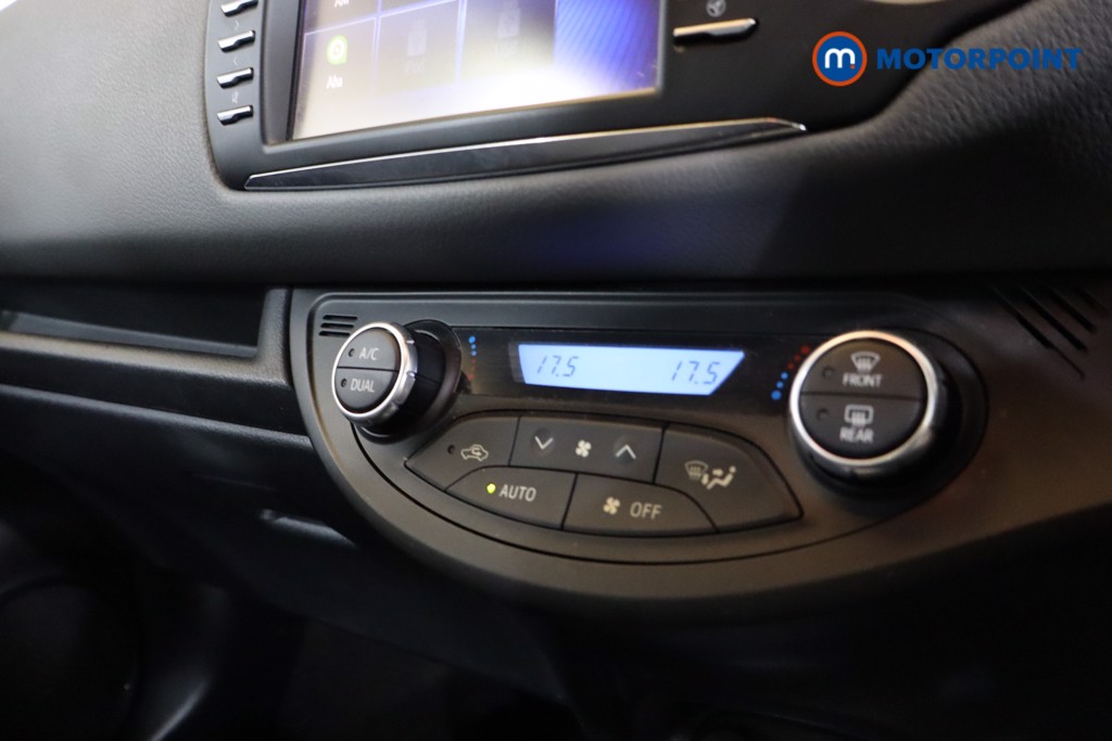 Toyota Yaris Active Automatic Petrol-Electric Hybrid Hatchback - Stock Number (1581562) - 6th supplementary image