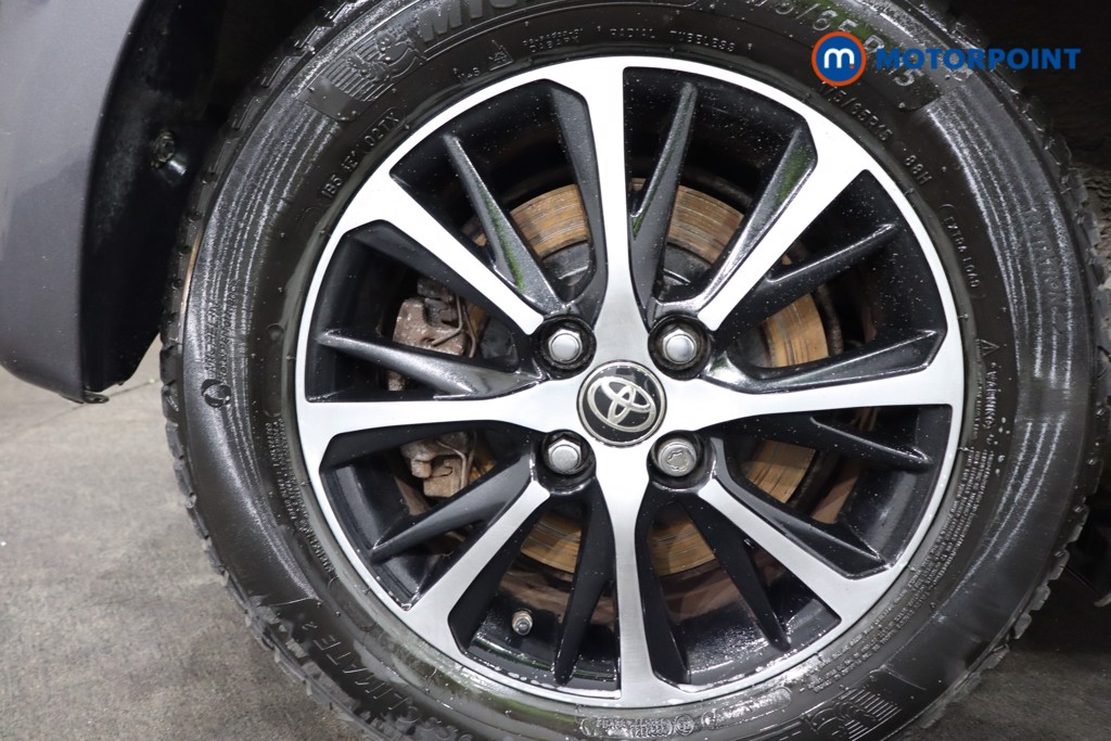 Toyota Yaris Active Automatic Petrol-Electric Hybrid Hatchback - Stock Number (1581562) - 14th supplementary image