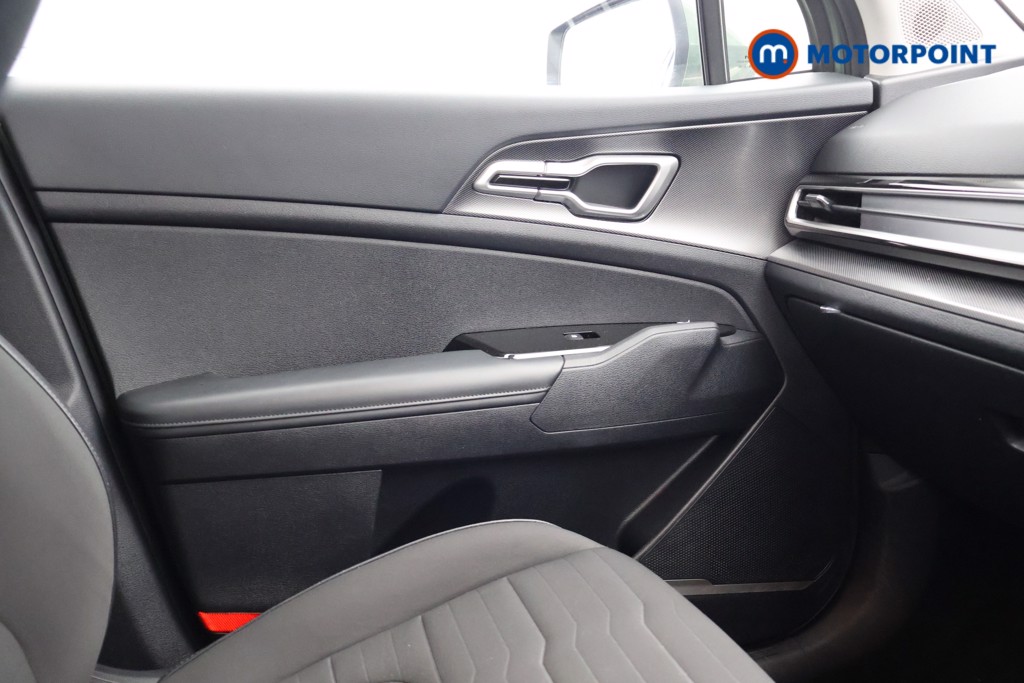 KIA Sportage 3 Automatic Petrol-Electric Hybrid SUV - Stock Number (1581834) - 7th supplementary image