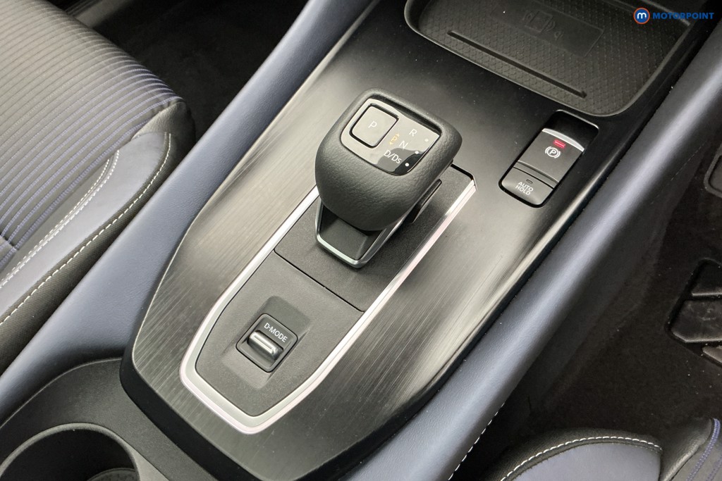 Nissan Qashqai Tekna Automatic Petrol SUV - Stock Number (1583311) - 15th supplementary image