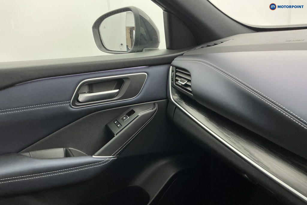 Nissan Qashqai Tekna Automatic Petrol SUV - Stock Number (1583311) - 18th supplementary image
