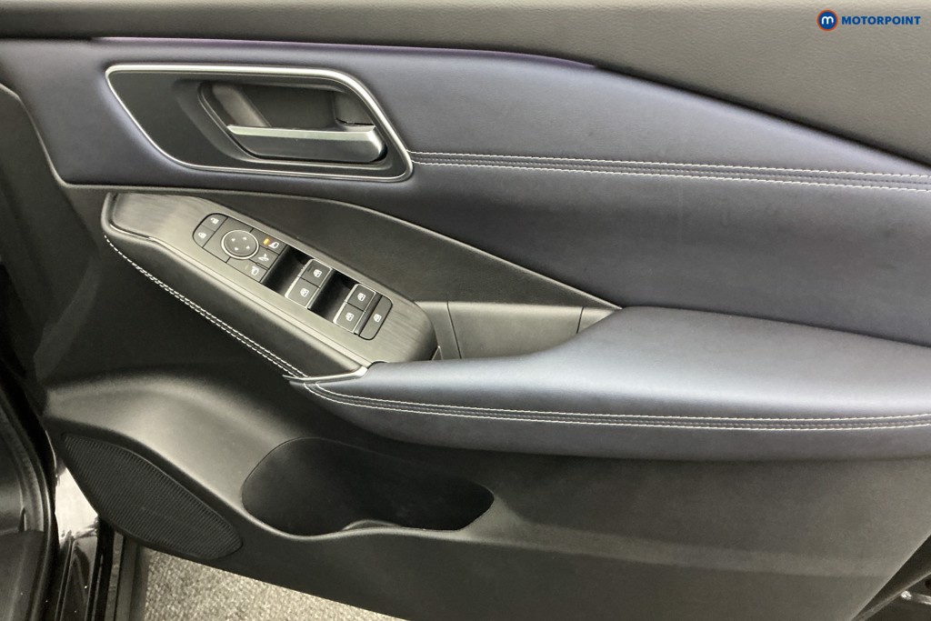 Nissan Qashqai Tekna Automatic Petrol SUV - Stock Number (1583311) - 23rd supplementary image