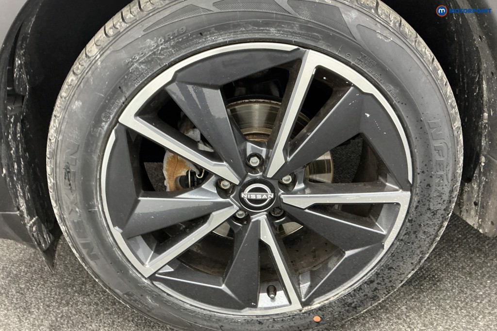 Nissan Qashqai Tekna Automatic Petrol SUV - Stock Number (1583311) - 35th supplementary image