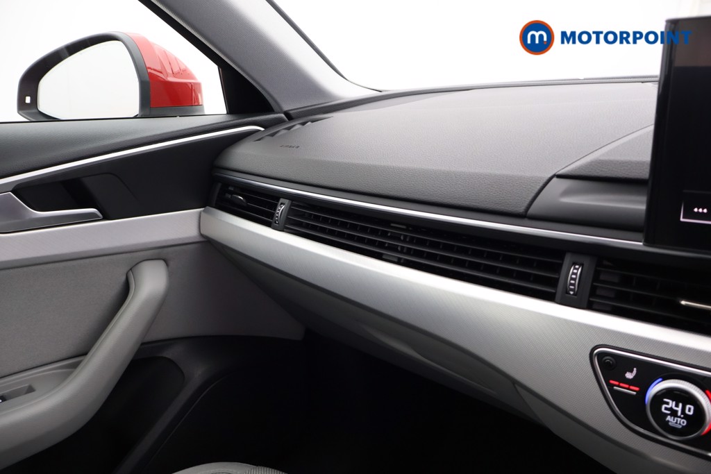 Audi A4 Technik Automatic Petrol Estate - Stock Number (1583881) - 14th supplementary image