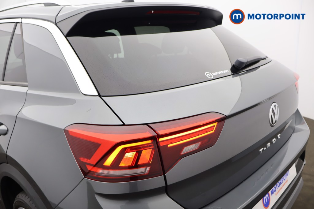 Volkswagen T-Roc R-Line Automatic Petrol SUV - Stock Number (1583939) - 24th supplementary image