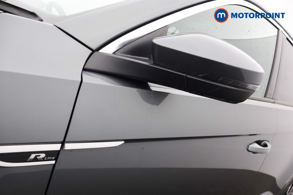 Volkswagen T-Roc R-Line Automatic Petrol SUV - Stock Number (1583939) - 32nd supplementary image