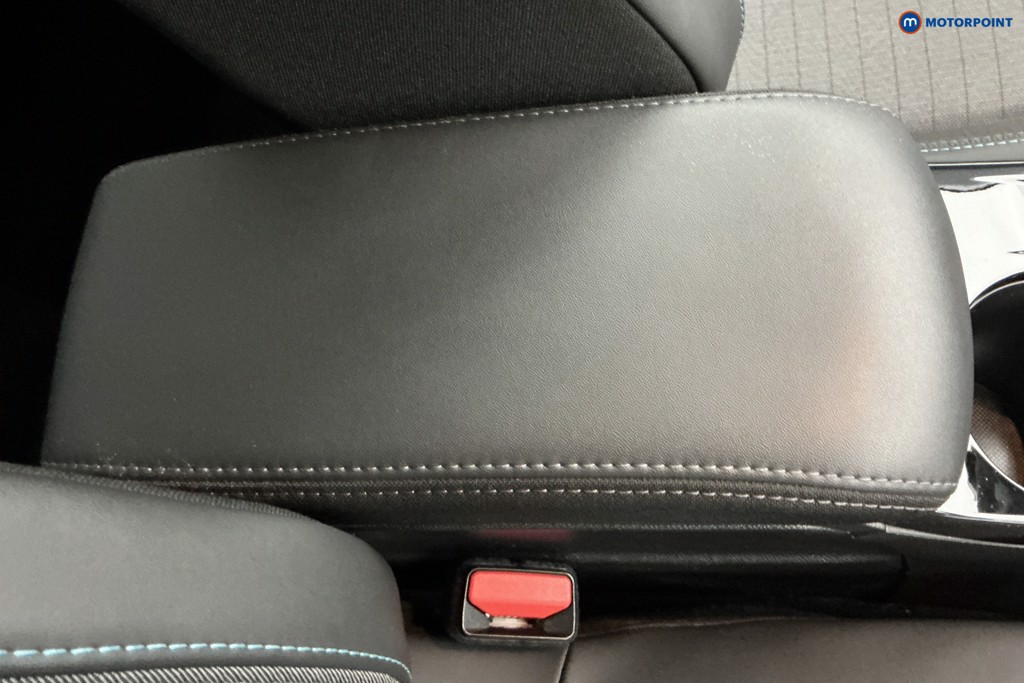 Peugeot 208 Allure Premium Automatic Petrol Hatchback - Stock Number (1584120) - 13th supplementary image