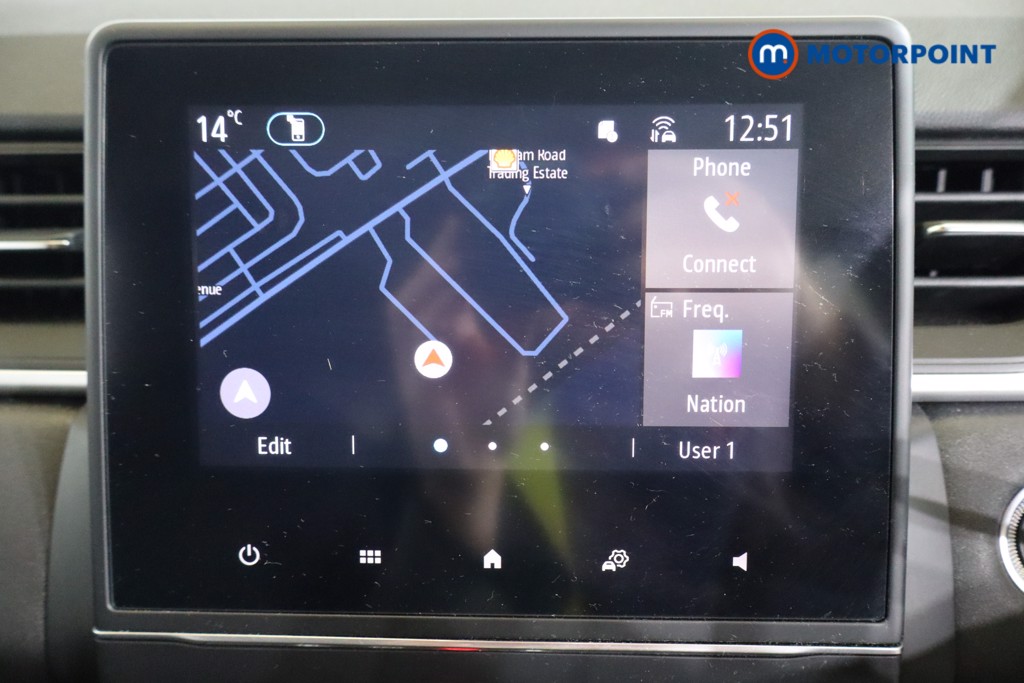 Renault Captur Iconic Edition Manual Petrol SUV - Stock Number (1584778) - 4th supplementary image