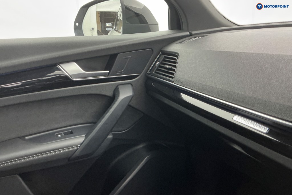 Audi Q5 Edition 1 Automatic Diesel SUV - Stock Number (1585471) - 18th supplementary image