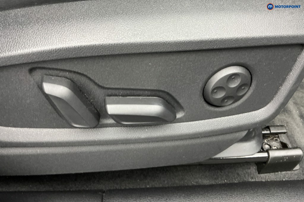 Audi Q5 Edition 1 Automatic Diesel SUV - Stock Number (1585471) - 21st supplementary image