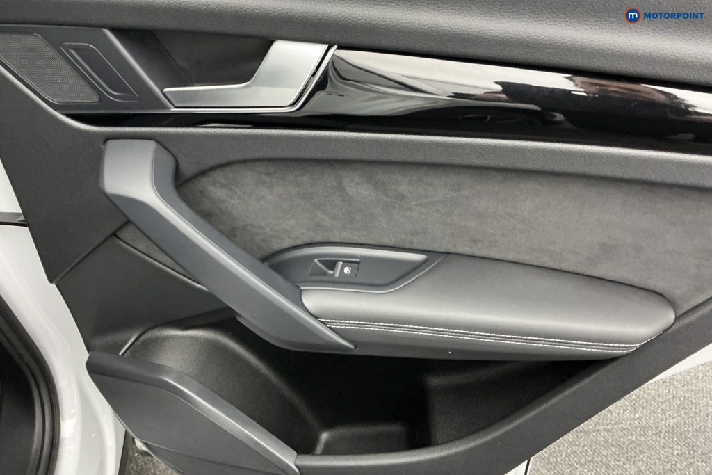 Audi Q5 Edition 1 Automatic Diesel SUV - Stock Number (1585471) - 24th supplementary image