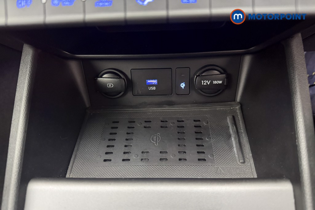 Hyundai Kona Premium Automatic Petrol-Electric Hybrid SUV - Stock Number (1585877) - 14th supplementary image