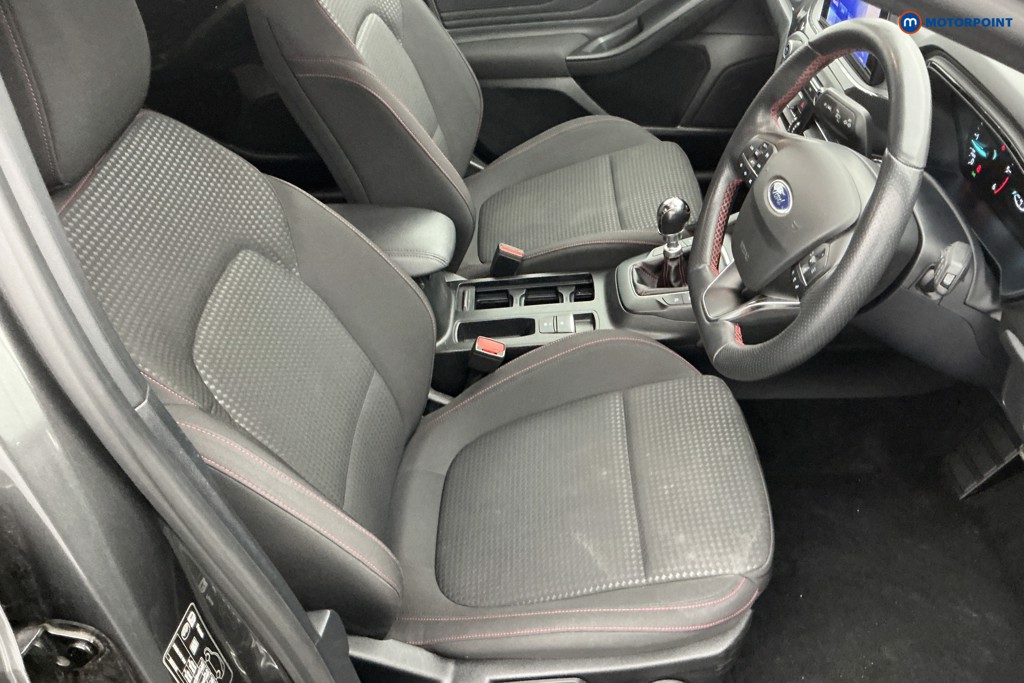 Ford Focus St-Line Edition Manual Diesel Hatchback - Stock Number (1585992) - 5th supplementary image
