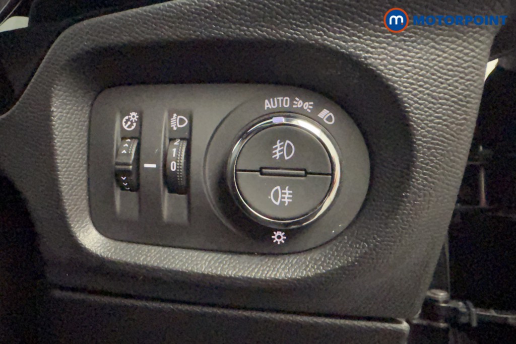 Vauxhall Corsa GS Manual Petrol Hatchback - Stock Number (1586027) - 17th supplementary image