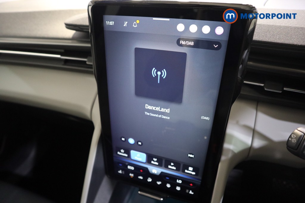 Ford Explorer Select Automatic Electric SUV - Stock Number (1586213) - 7th supplementary image