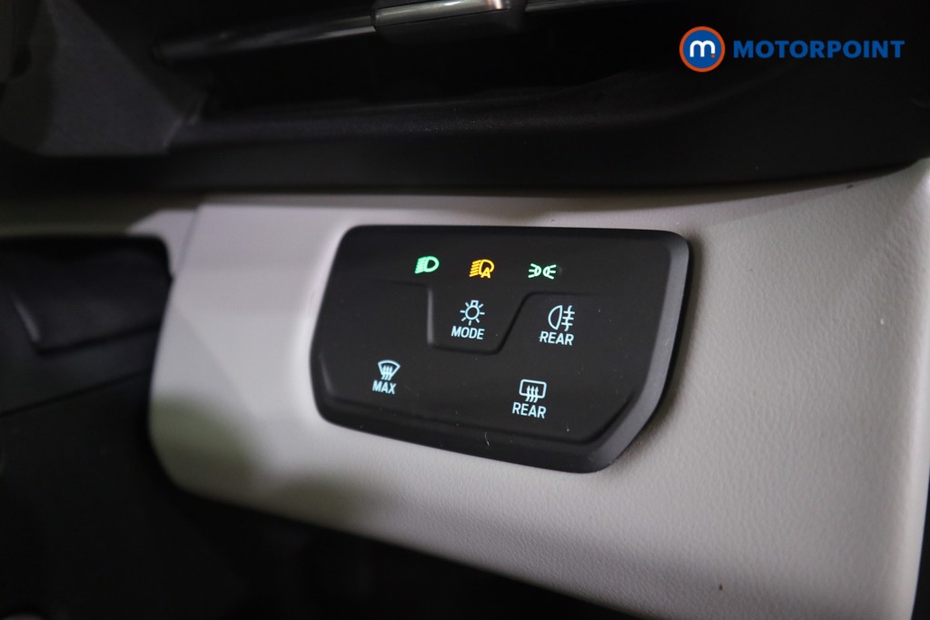 Ford Explorer Select Automatic Electric SUV - Stock Number (1586213) - 9th supplementary image