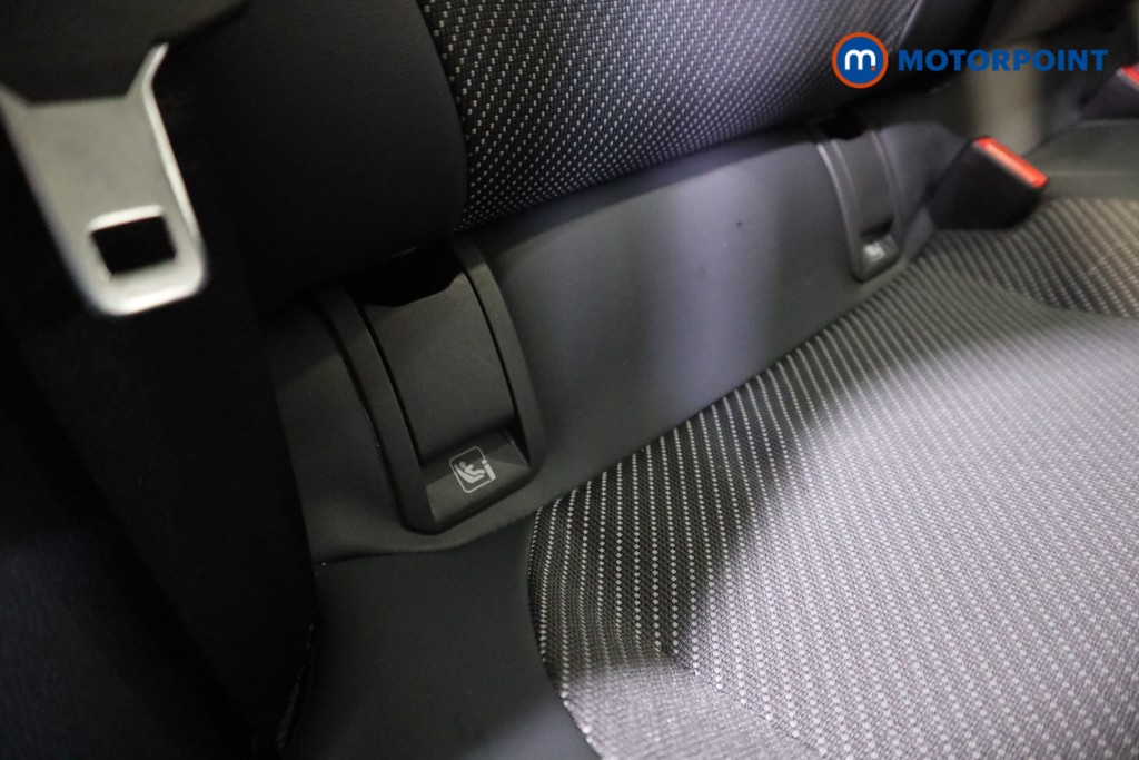 Ford Explorer Select Automatic Electric SUV - Stock Number (1586213) - 15th supplementary image