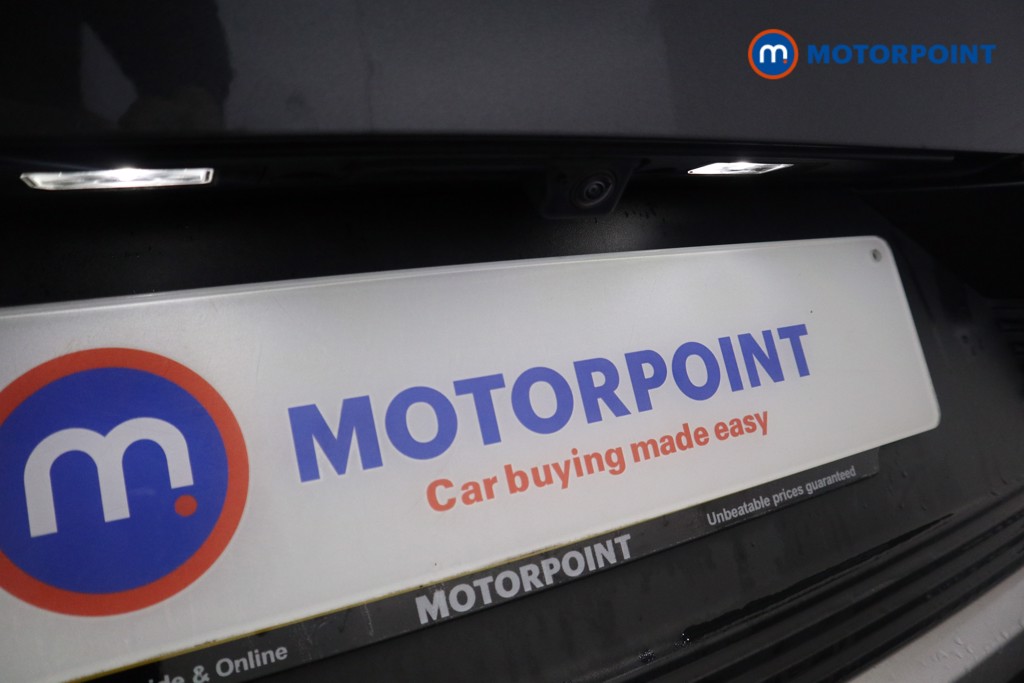 Ford Explorer Select Automatic Electric SUV - Stock Number (1586213) - 24th supplementary image